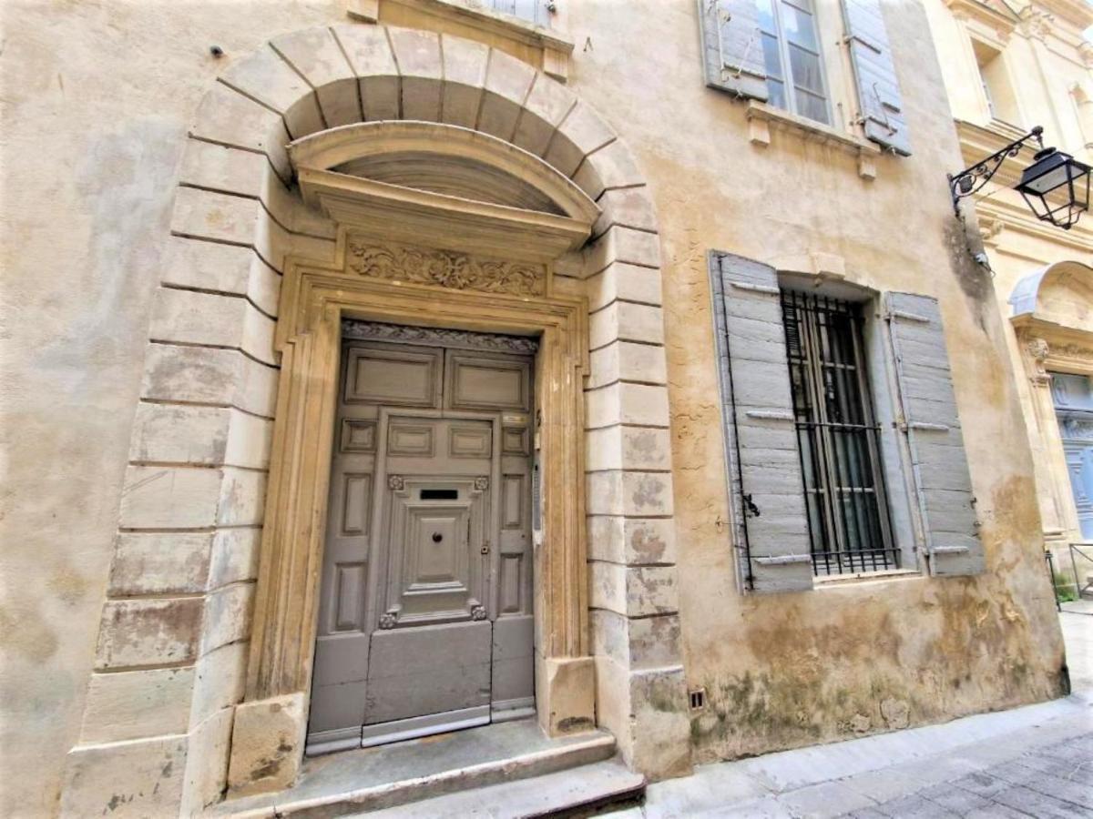 L'Appart De La Rue Balze Arles Luaran gambar